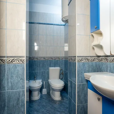 2-bedroom Beachfront With Sea View דירה