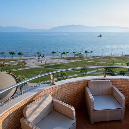 2-bedroom Beachfront With Sea View * Vlorë