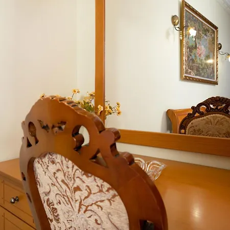 דירה 2-bedroom Beachfront With Sea View *